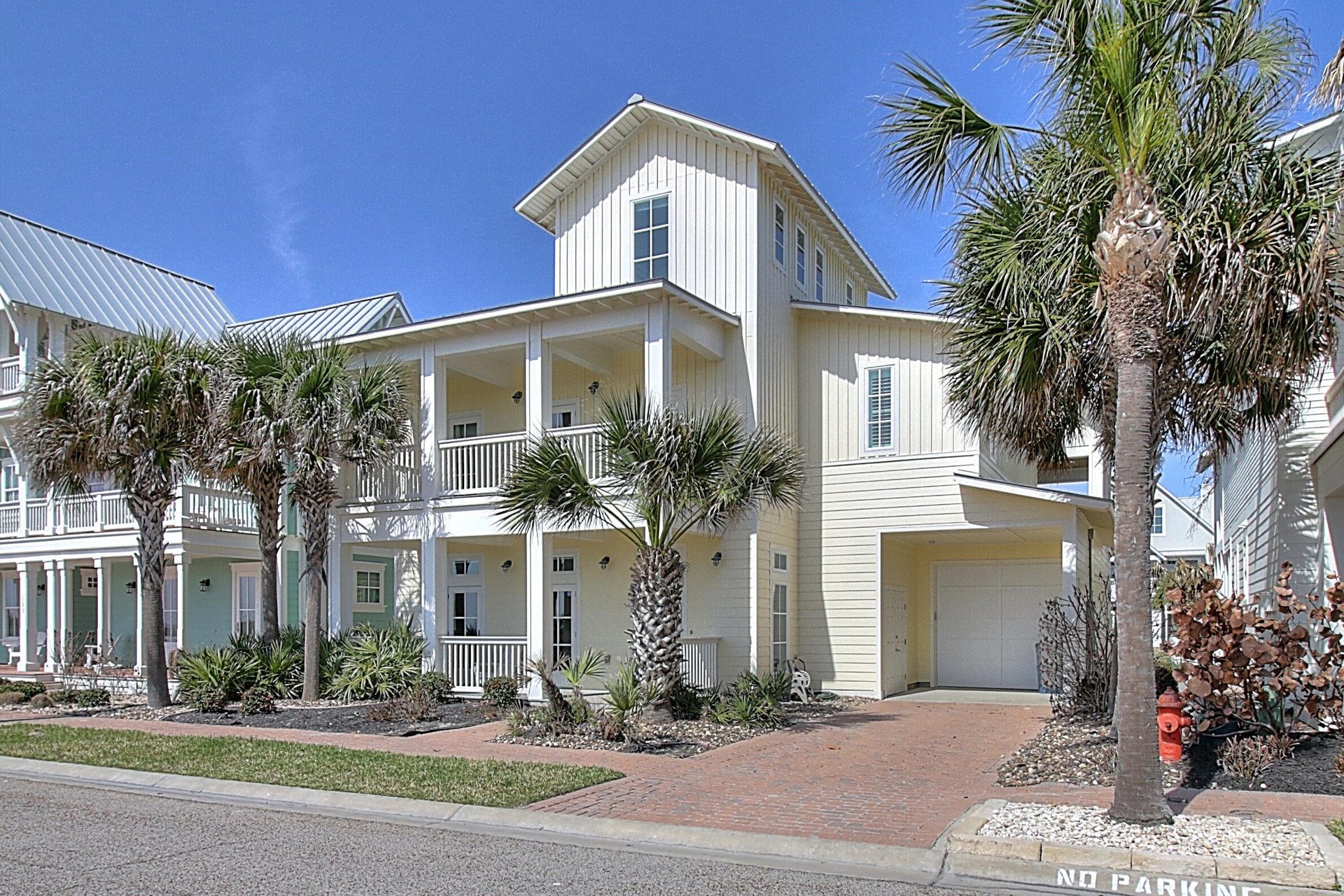 Welcome To Hook, Wine  Sinker