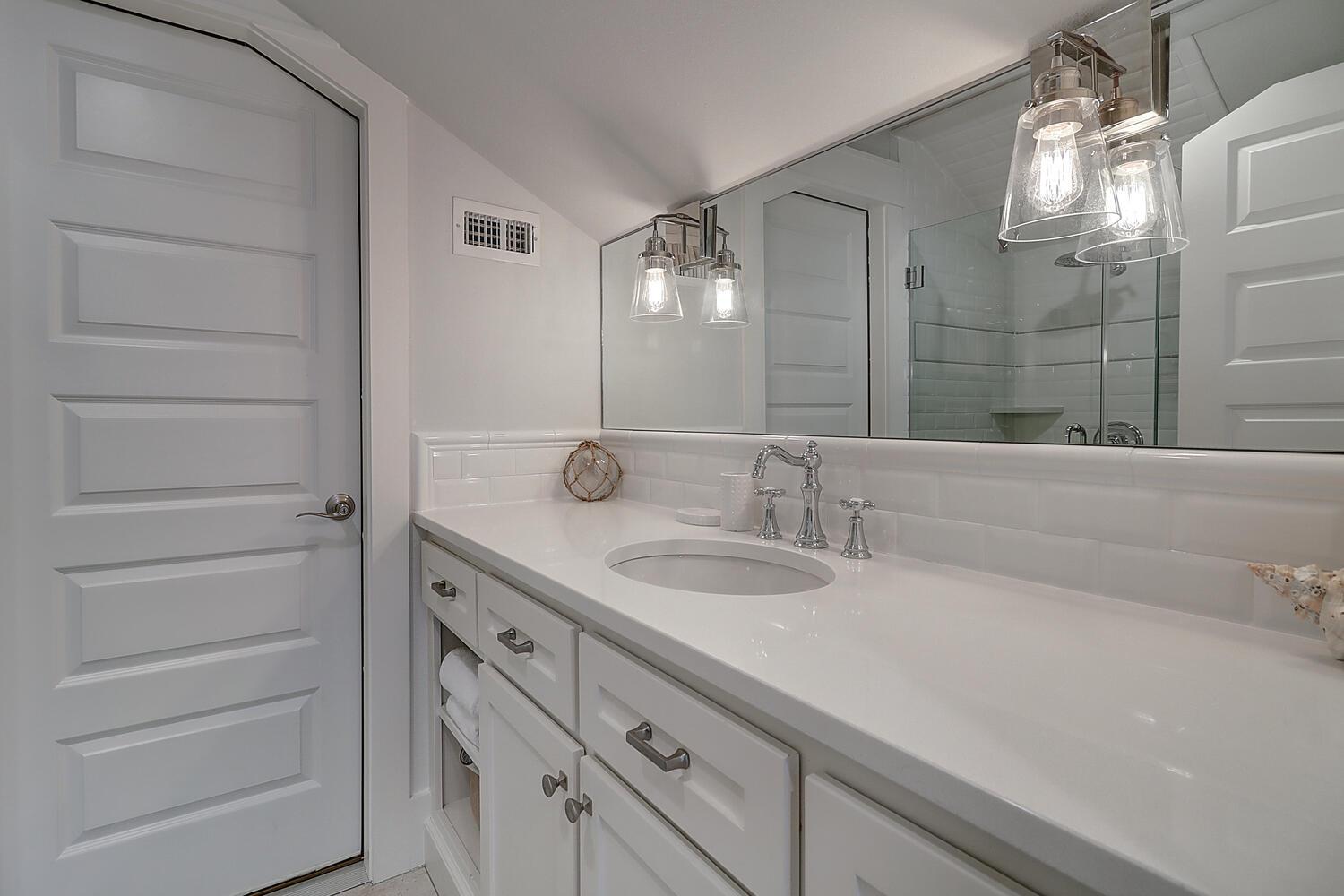 Hallway Bathroom, 3rd Floor