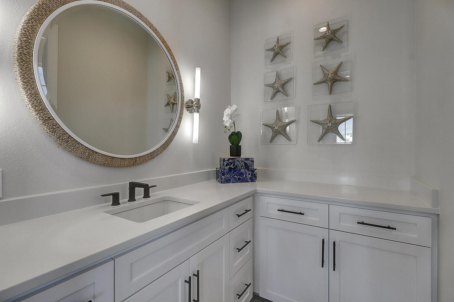 King Master Suite With Front Balcony Access, 2nd Floor