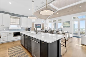 3rd Floor, Kitchen