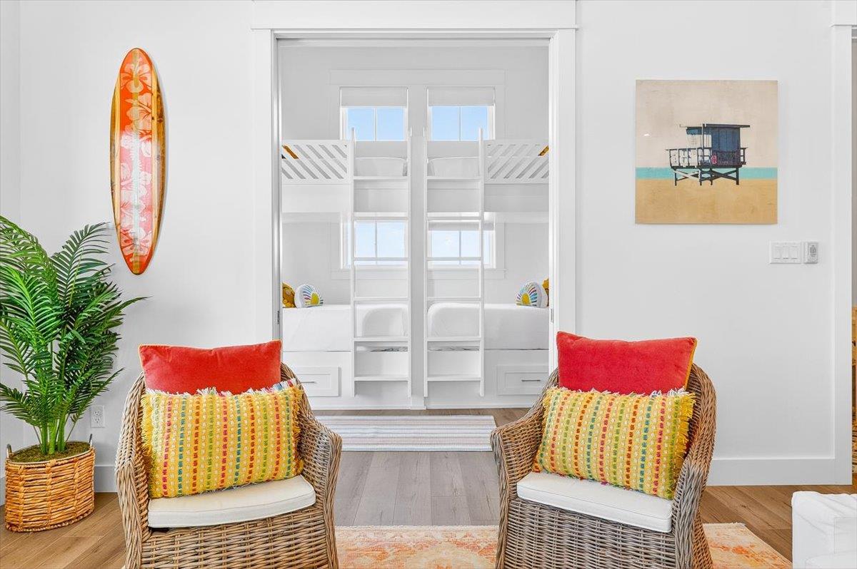 1st Floor, Living Room