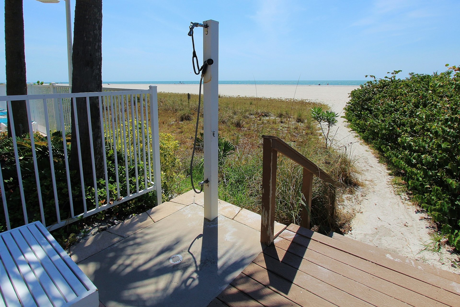 Crescent Beach Club I 16C 22