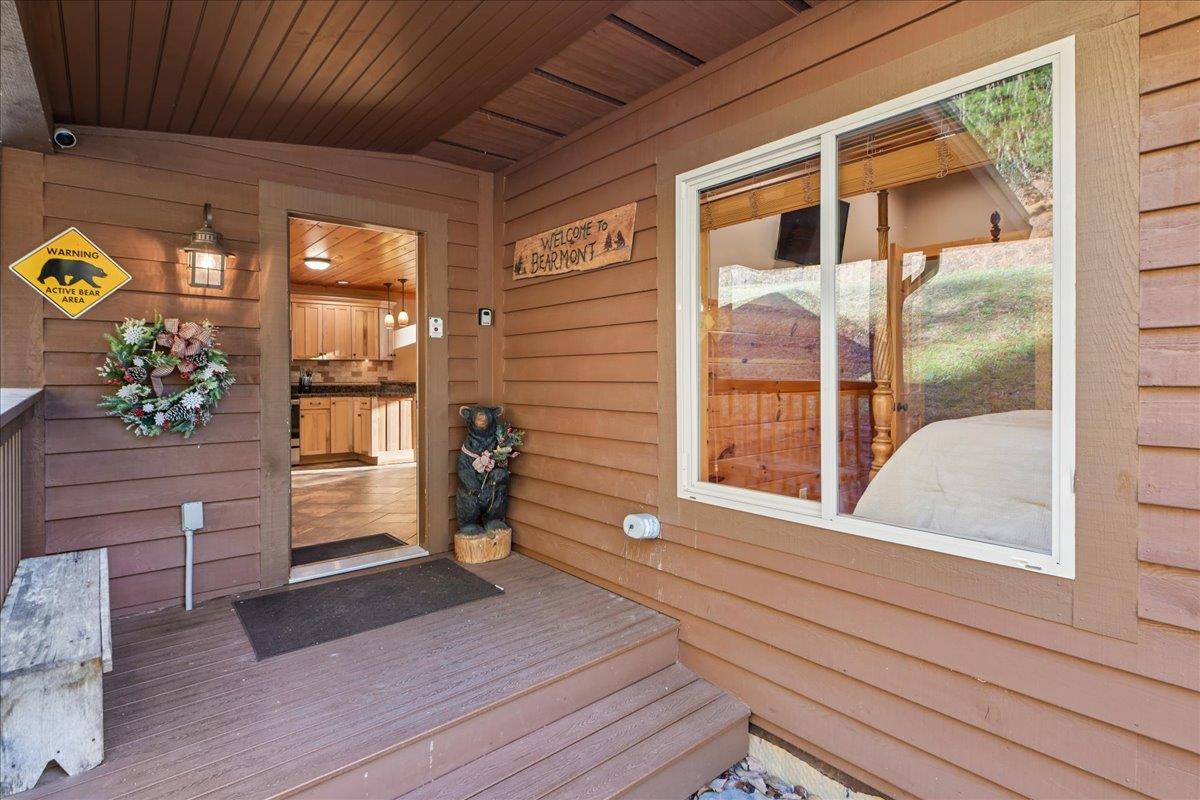 08Porch
