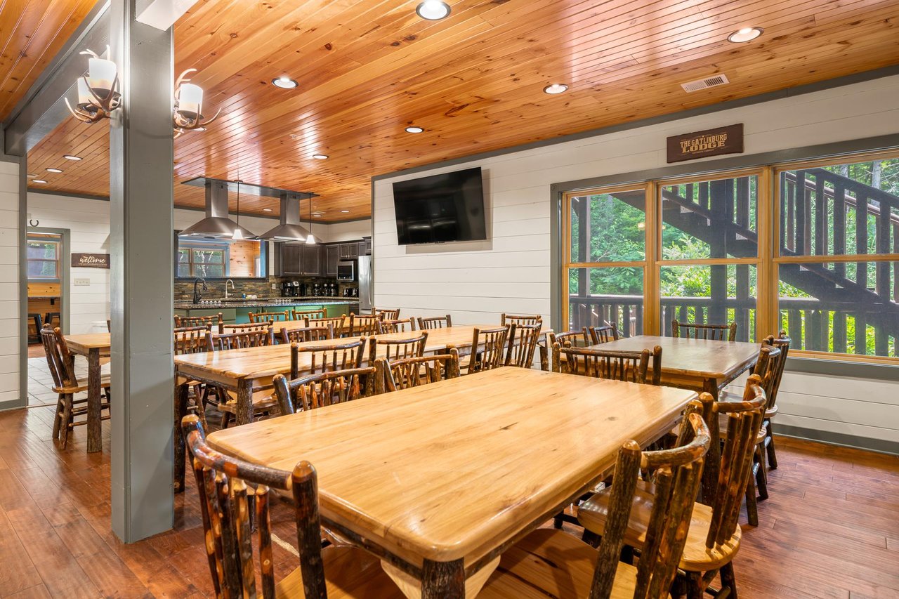The Gatlinburg Lodge 214