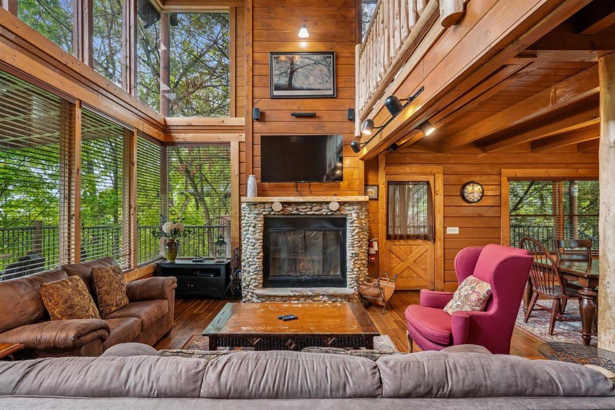 23Living Room