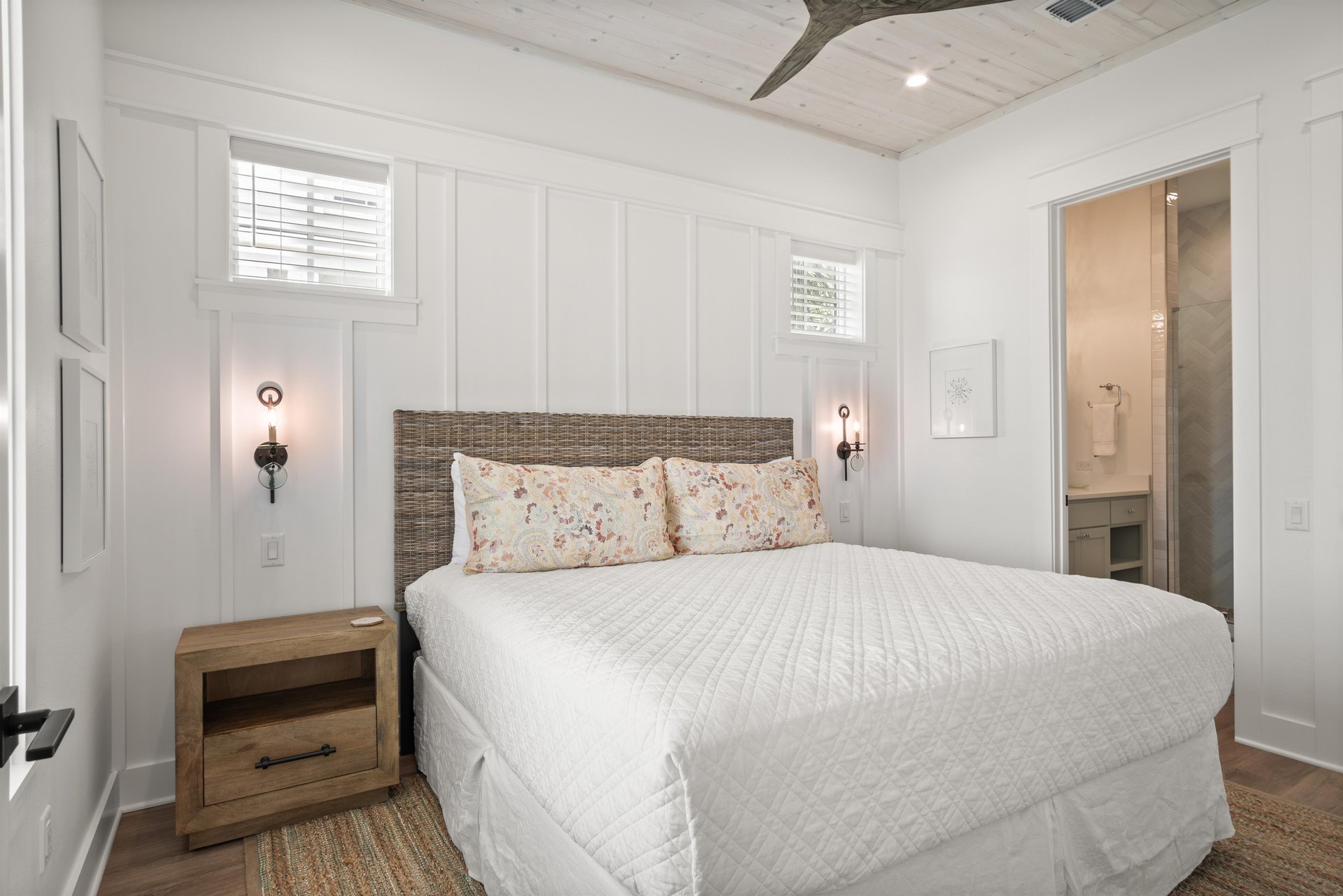 Ensuite King Bedroom, 1st Floor