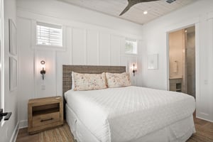 Ensuite King Bedroom, 1st Floor