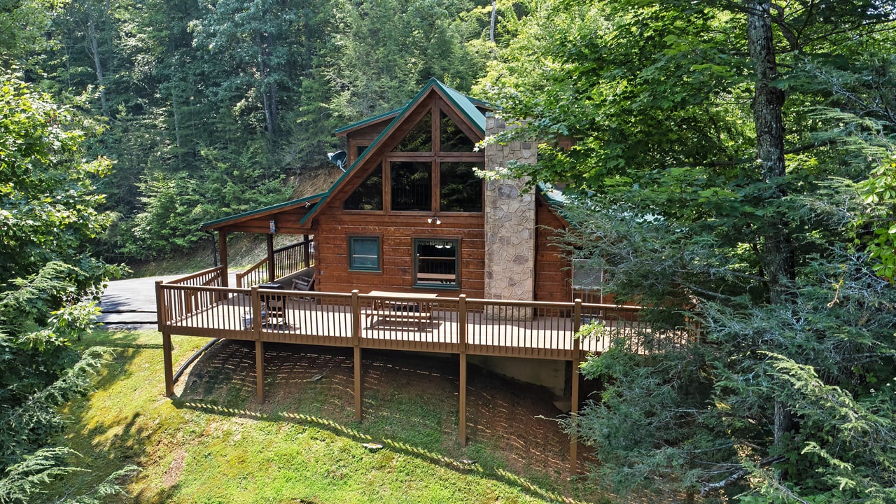 at hooked on bears a 2 bedroom cabin rental located in pigeon forge
