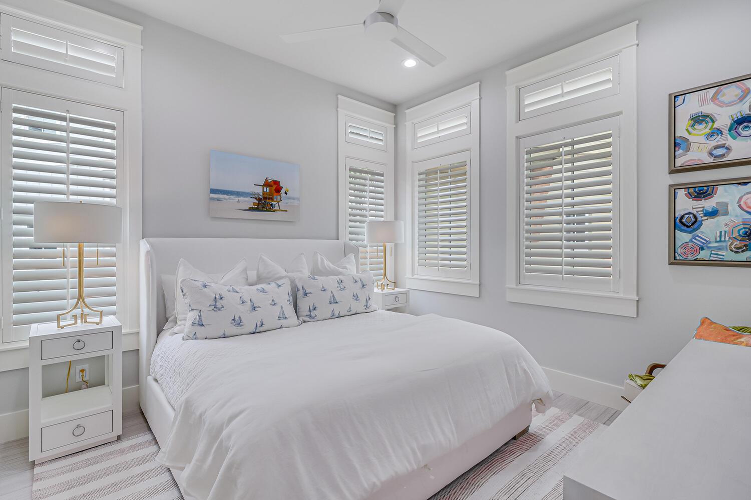 1st Floor King Bedroom