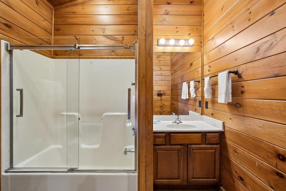 36Primary Bath