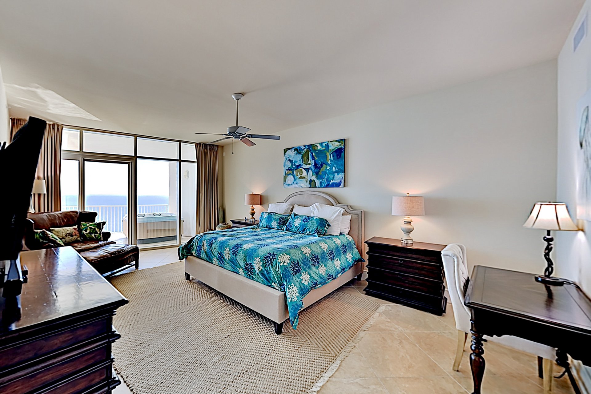 Turquoise Place 2205C 7