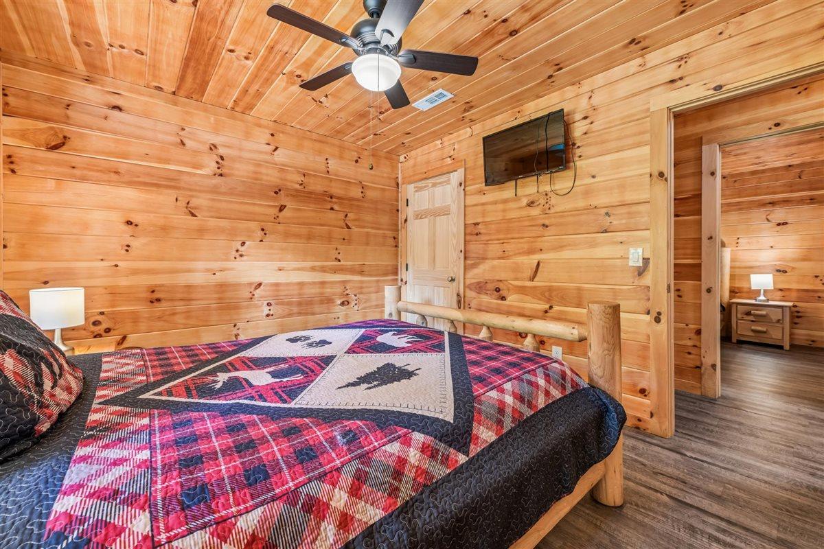 24Bedroom