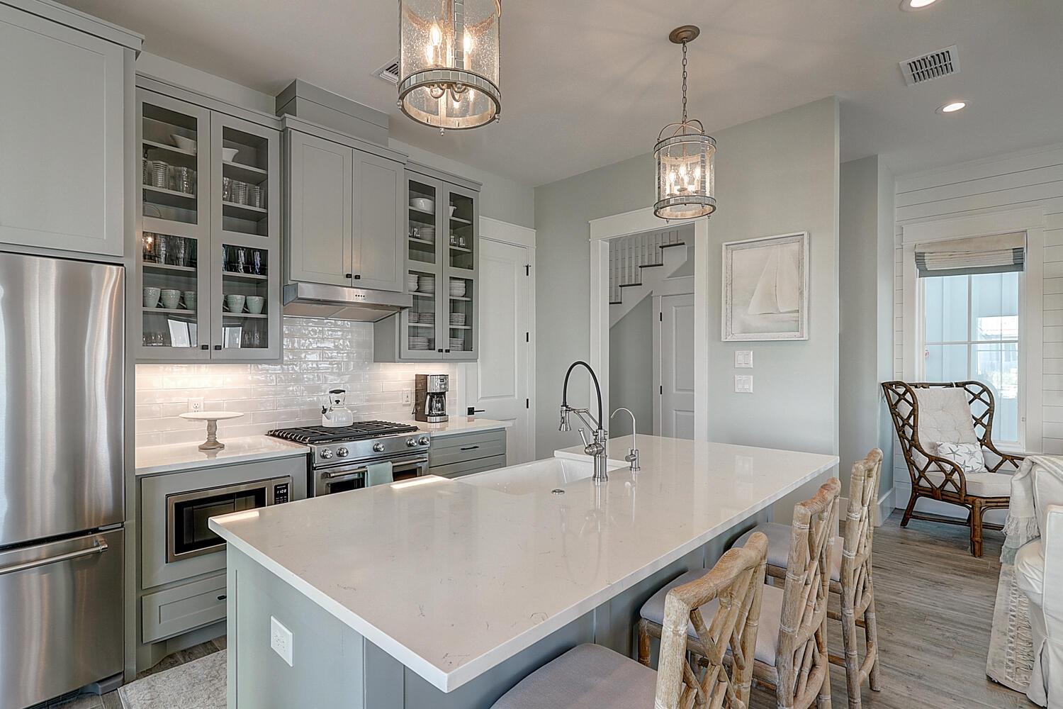 1st Floor Dining Area