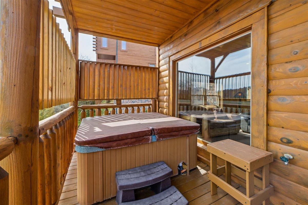 20Hot Tub