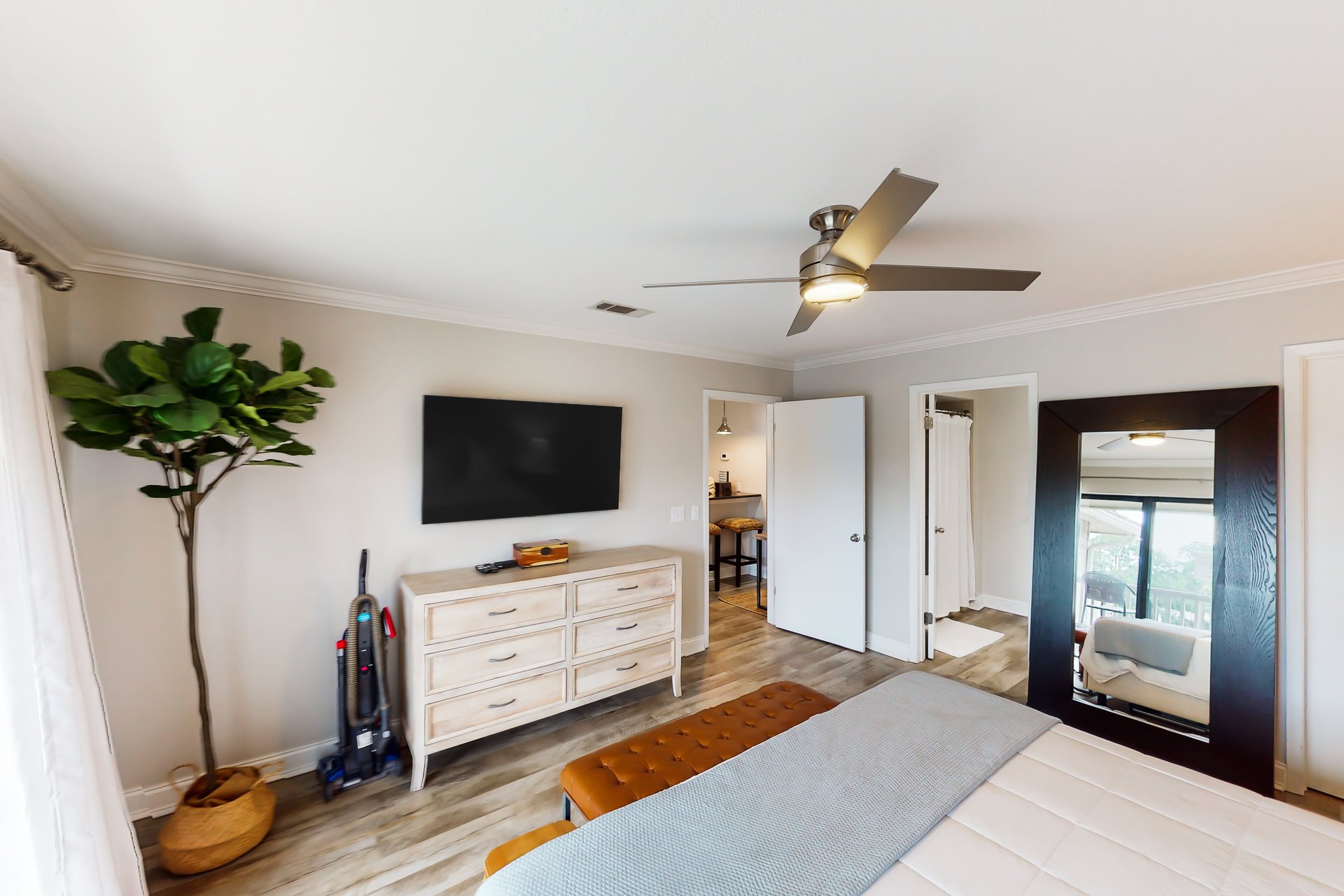 Harbour Point 919 13