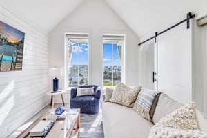 Second Living Room, 2nd Floor