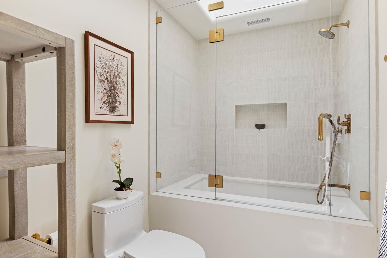 Primary Bathroom TubSower