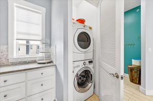 1st Floor, Laundry Closet