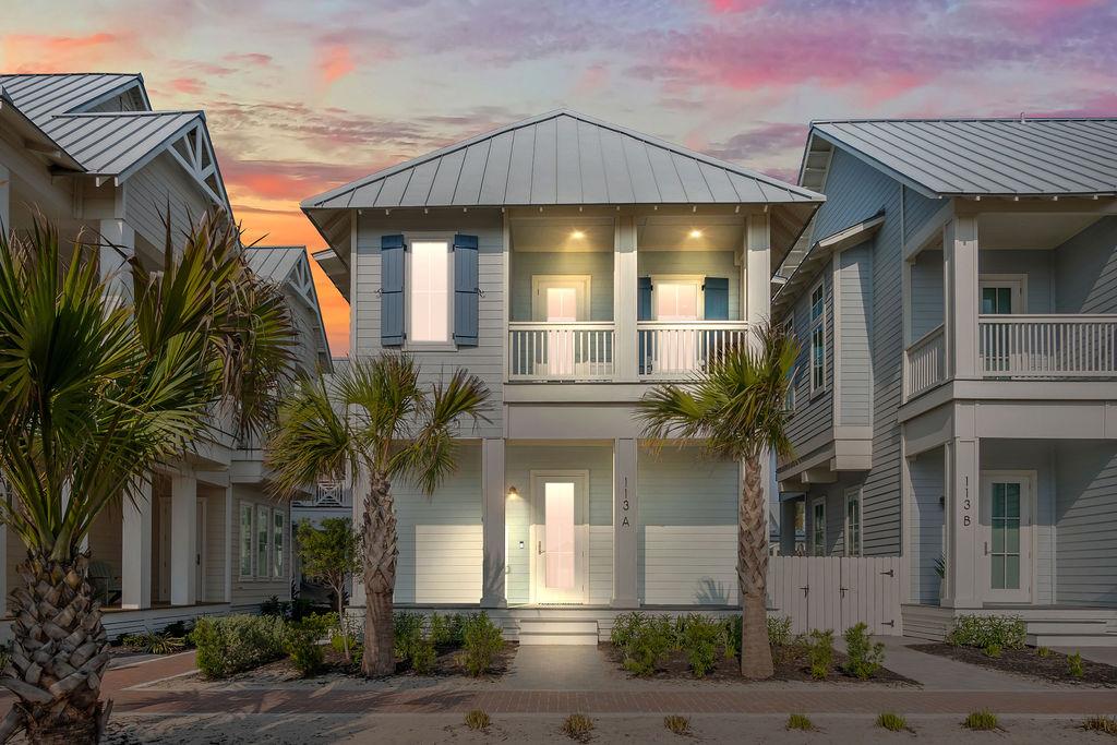 Unforgettable Villa at Dusk