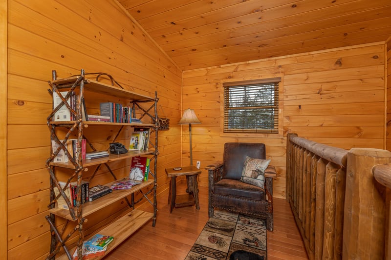 Reading nook at Js Hideaway, a 4 bedroom cabin rental located in Pigeon Forge
