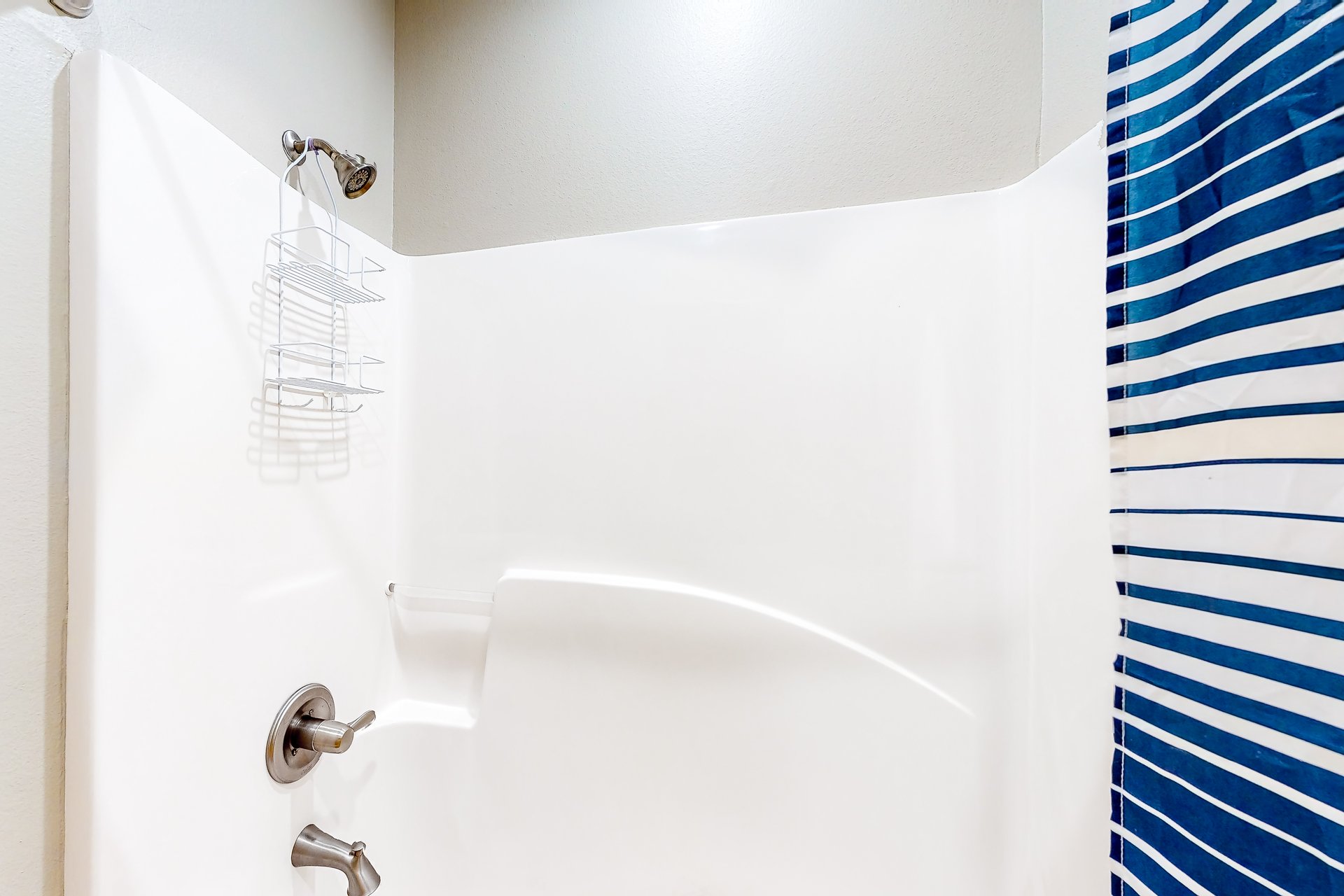 Lazy Daze Beach House 18