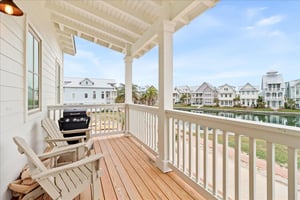 2nd Floor Balcony with Lake View