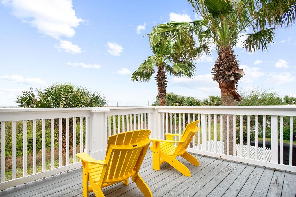 Grilling Deck, 2nd Floor