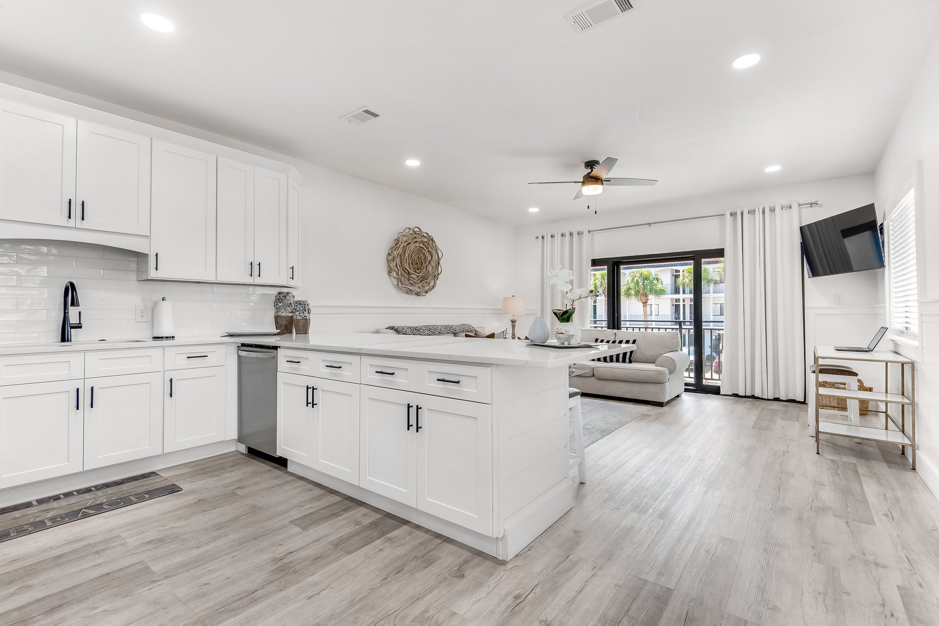 The Palms at Seagrove B6 13