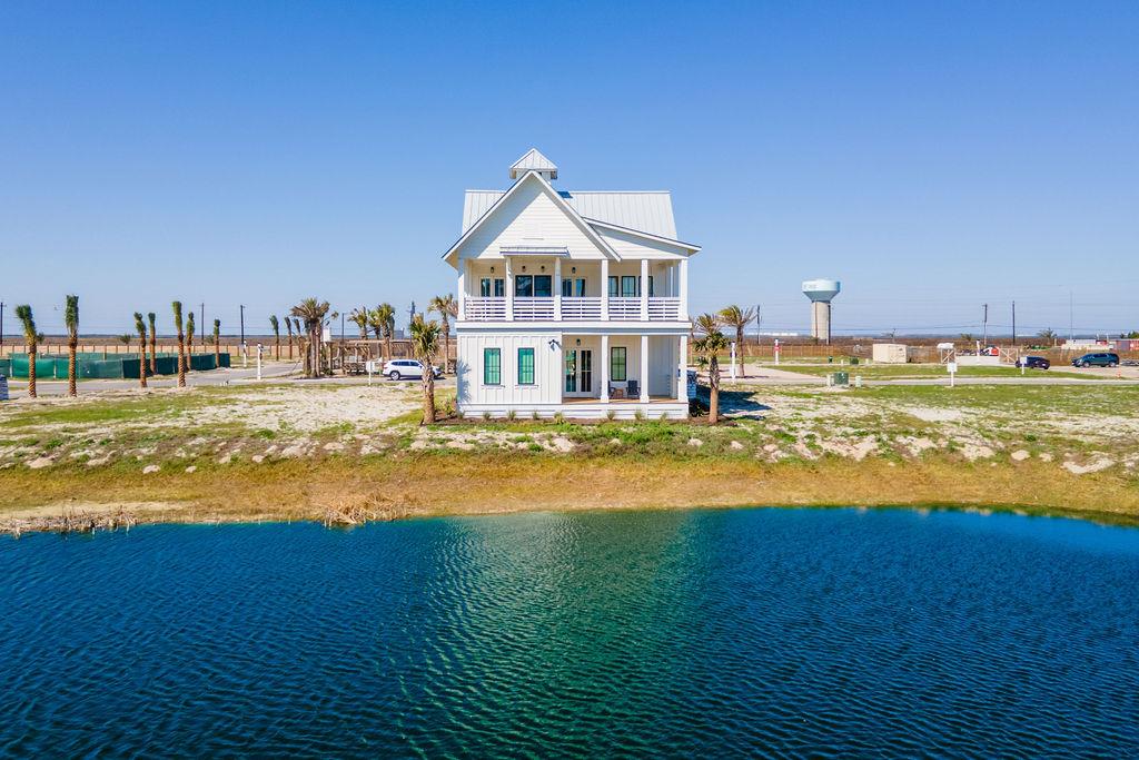 Dune Alright, Lakeside View