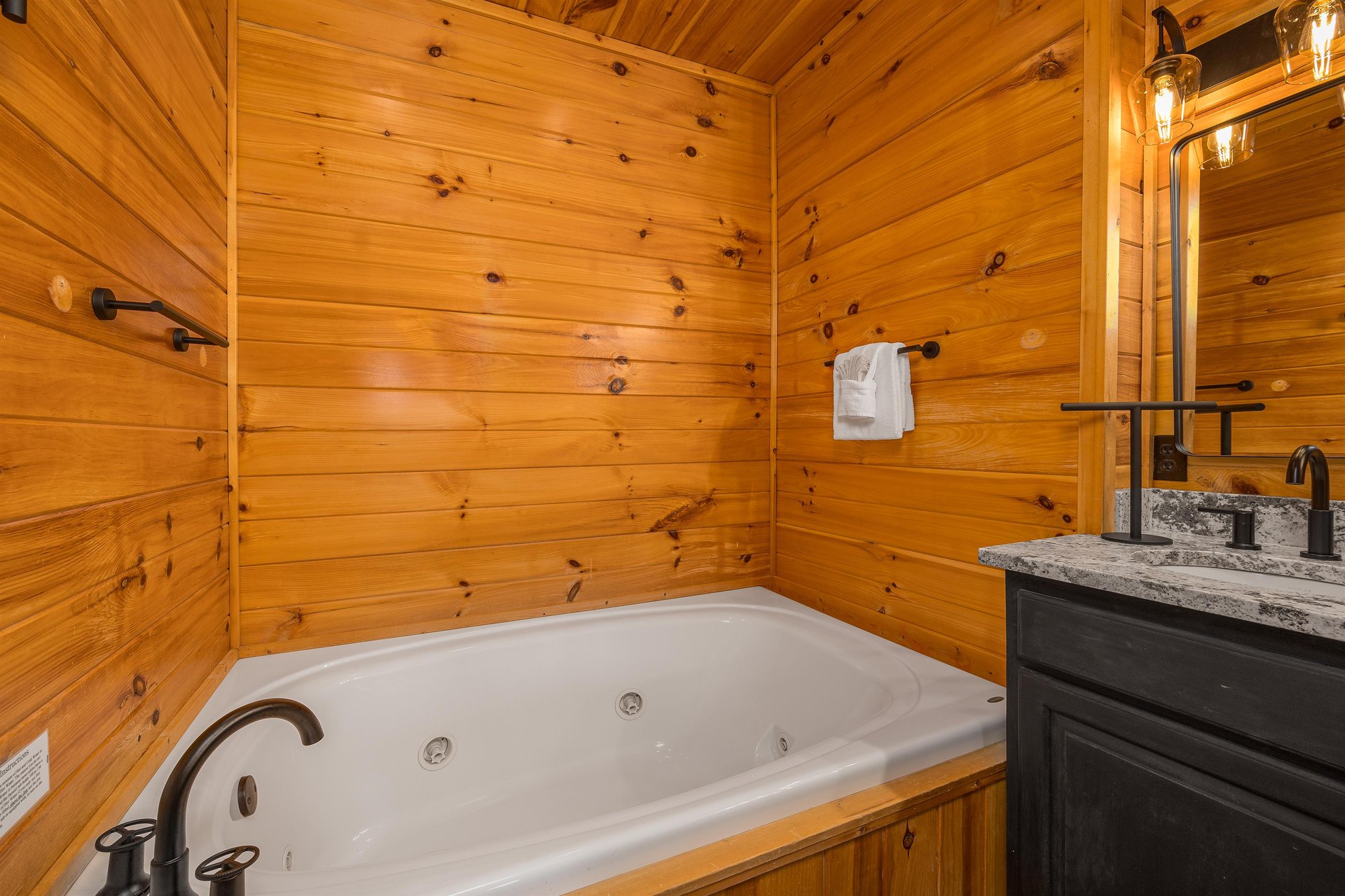 Width1920