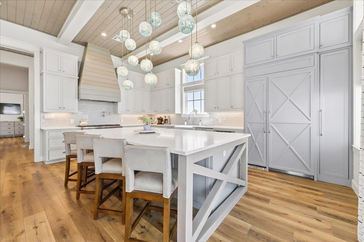 2nd Floor, Kitchen