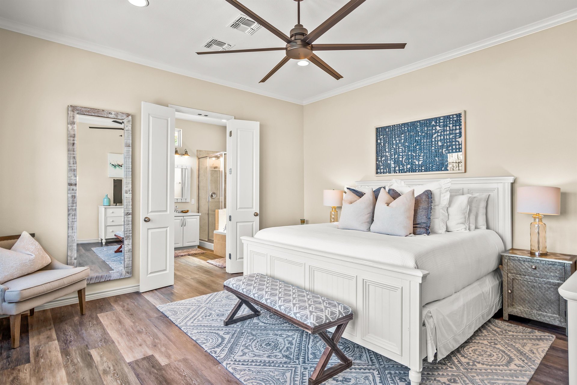 1st Floor Primary King Suite