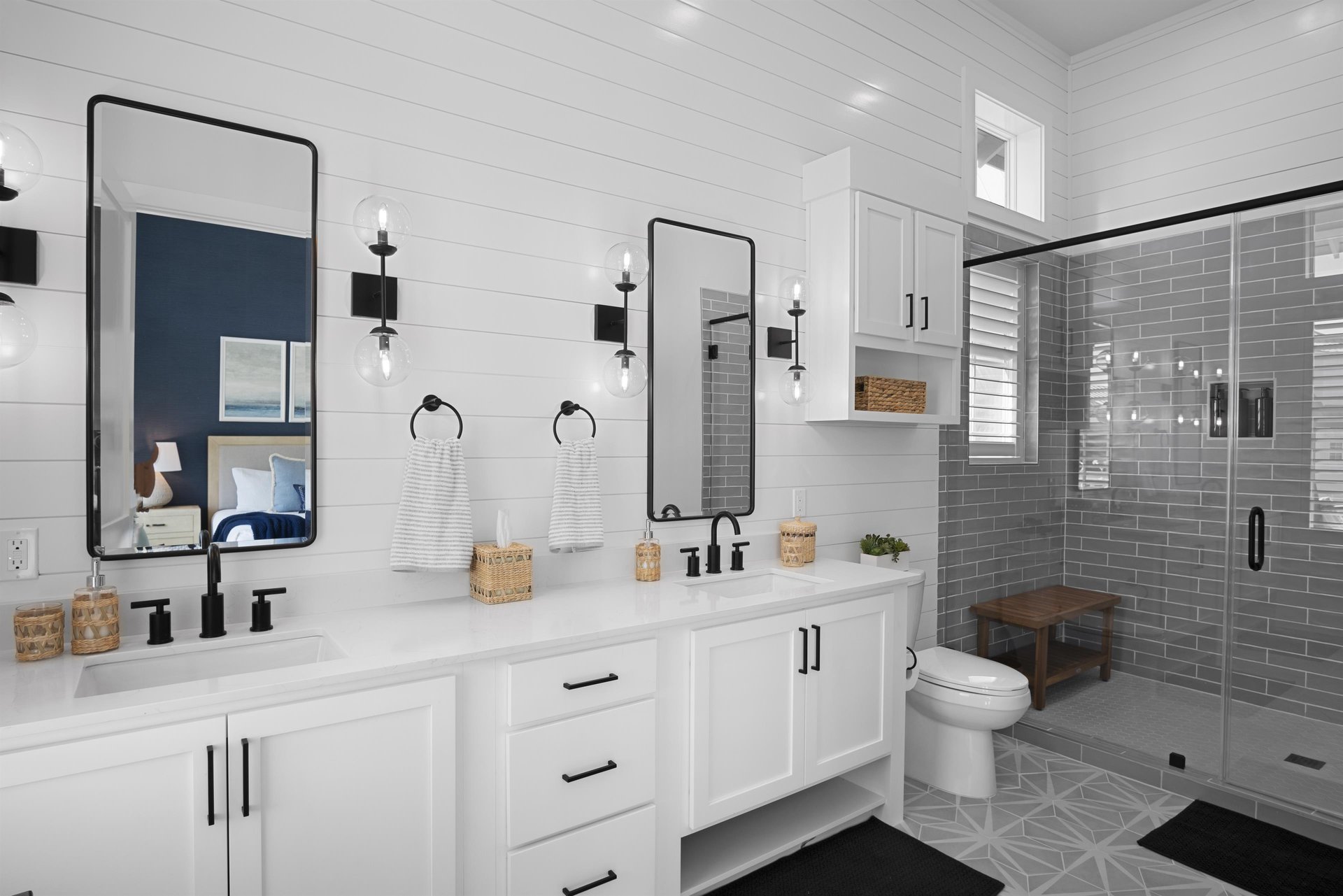 2nd Floor King Primary Suite