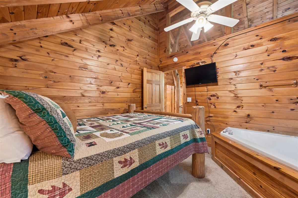 44Bedroom