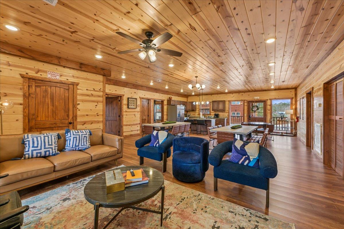 122Living Room