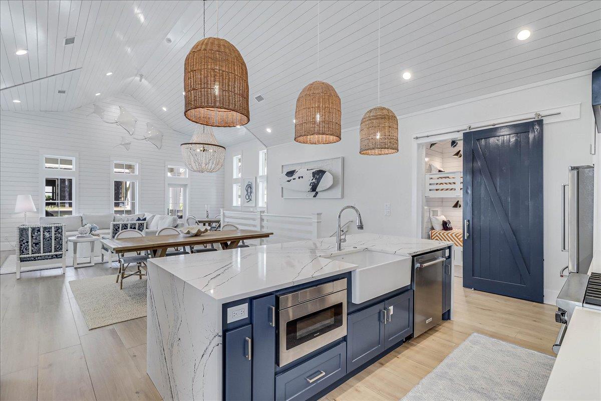 2nd Floor, Kitchen