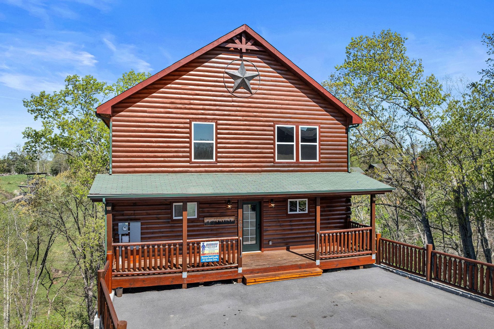 Front view of Mountain Pool  Paradise