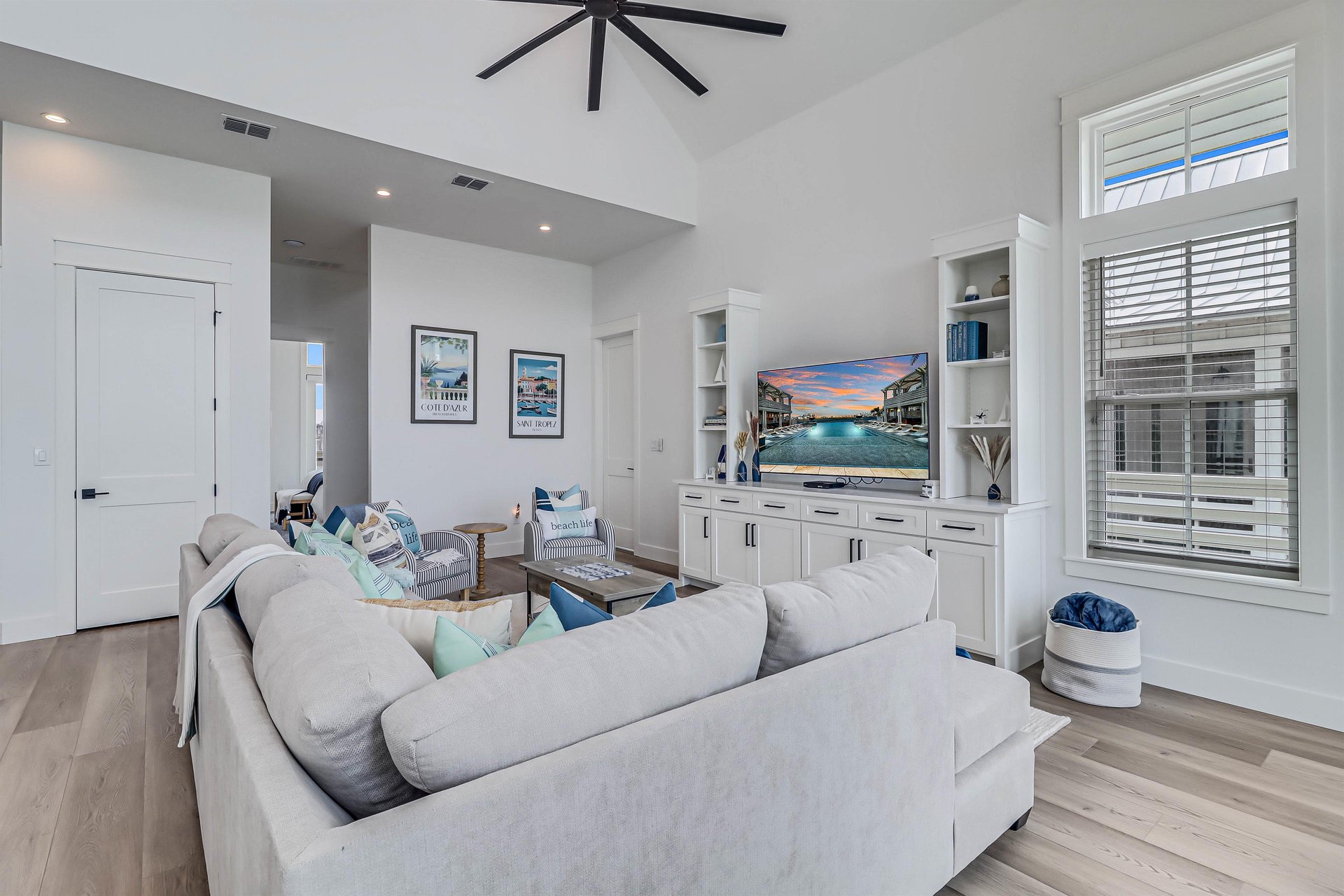 Living Room, 2nd Floor
