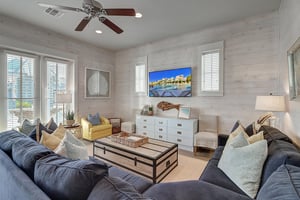 Living Area, 1st Floor