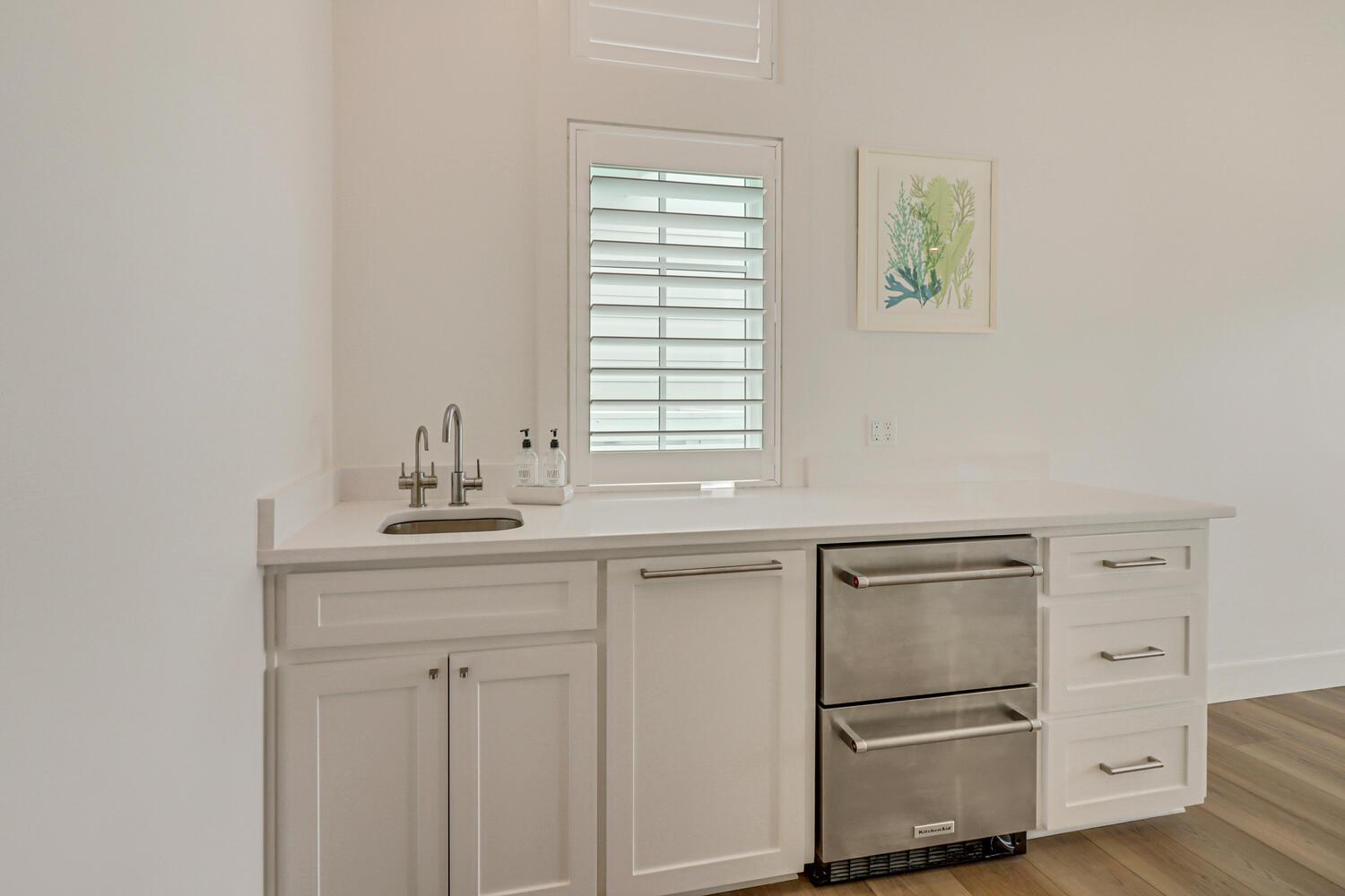 Primary King Suite Wet Bar, 1st Floor