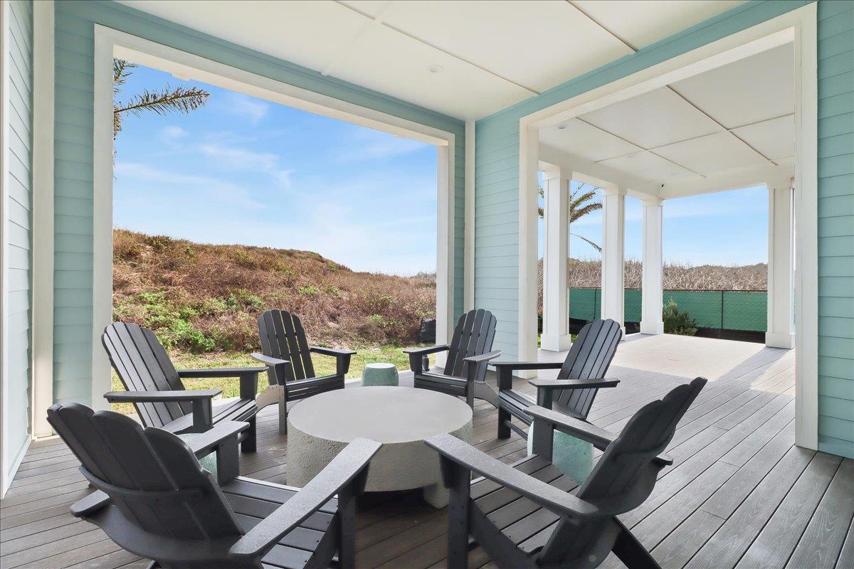 1st Floor, Back Porch