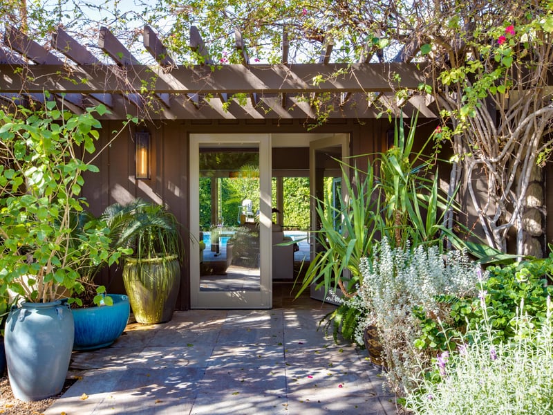 Southern California glamour