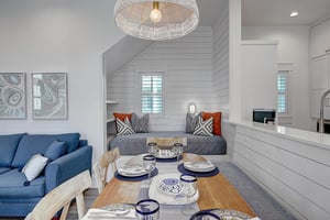 1st Floor Dining Area