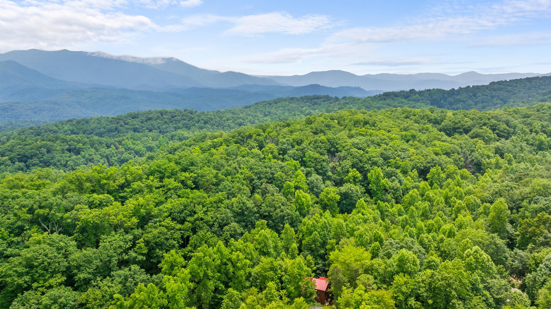 aerial view around Poolin Around