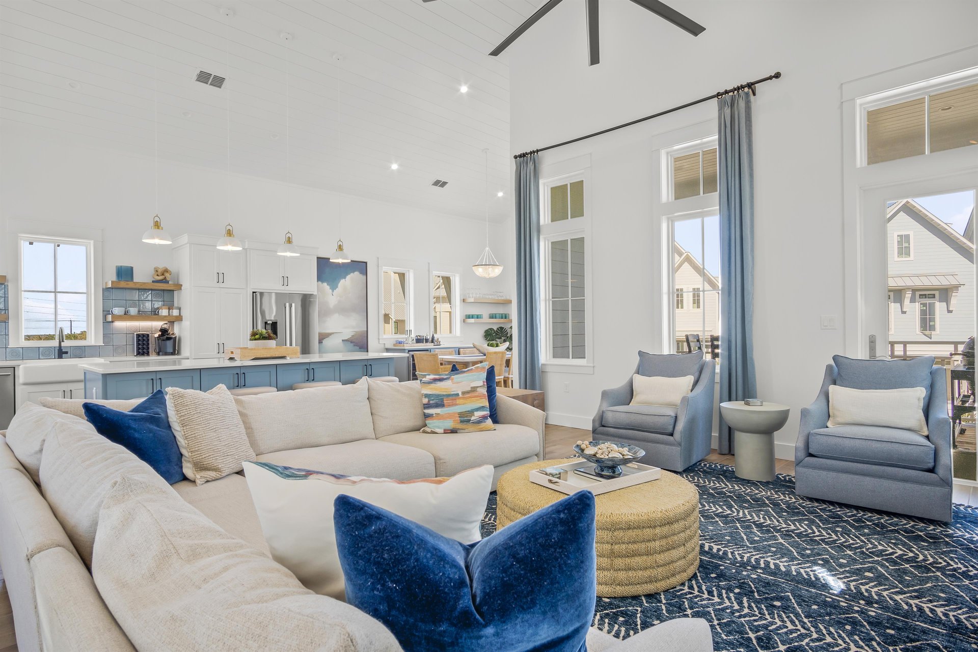 Living Area, 2nd Floor