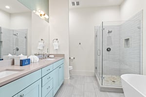 Primary King Bathroom, 2nd Floor