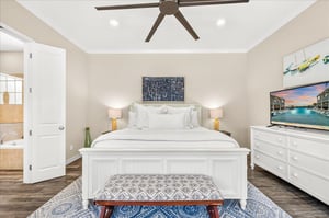 Primary King Bedroom, 1st Floor
