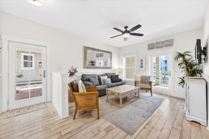 1st Floor, Living Room
