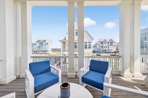 Wrap Balcony, 2nd Floor