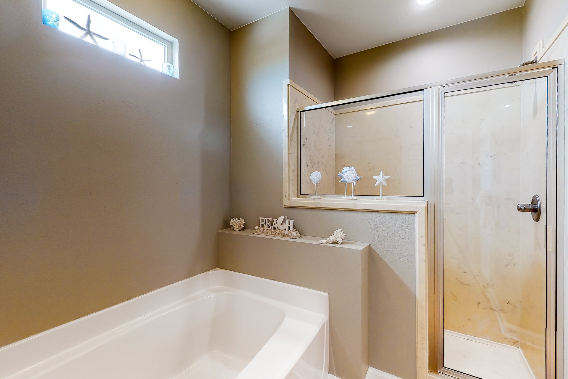 Lazy Daze Beach House 27